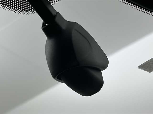 マツダ ＭＸ－３０ 宮城県 2020(令2)年 3.9万km セラミックメタリック 禁煙車/i-ACTIVSENSE/・スマートブレーキサポート/・レーンキープ・アシスト・システム/・マツダ・レーダー・クルーズ・コントロール/ブラインドスポットモニター/360度ビューモニター/純正8.8インチSDナビ/・BT/USB/HDMI/SD/フルセグTV/ドライブレコーダー（F/R）/ビルトインETC/運転席パワーシート/運転席シートメモリー/前席シートヒーター/ステアリングヒーター/革巻きステアリング/ステアリングスイッチ/パドルシフト/純正LEDヘッドライト/純正LEDフォグランプ/電動パーキングブレーキ/オートホールド/プッシュスタート/スマートキー/スペアキー/純正フロアマット/純正18インチアルミホイール/ドアバイザー