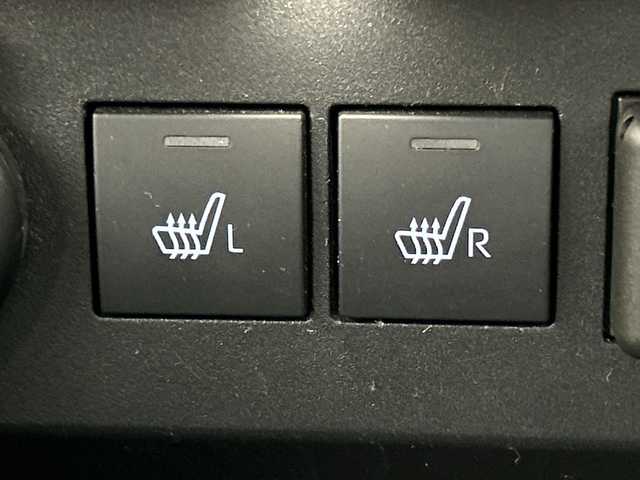 トヨタ ライズ Z 三重県 2020(令2)年 3.6万km ナチュラルベージュマイカM /禁煙車//純正9型ディスプレイオーディオ/(フルセグ/BT/AM/FM/applecarplay/andoroidauto/USB)//バックカメラ //シートヒーター //ETC //プリクラッシュセーフティ //レーダークルーズコントロール //レーンキープアシスト// LEDヘッドライト// オートライト//前後コーナーセンサ-