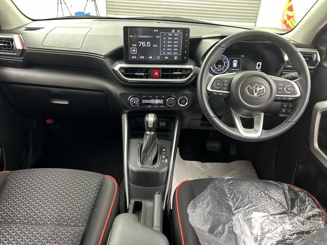 トヨタ ライズ Z 三重県 2020(令2)年 3.6万km ナチュラルベージュマイカM /禁煙車//純正9型ディスプレイオーディオ/(フルセグ/BT/AM/FM/applecarplay/andoroidauto/USB)//バックカメラ //シートヒーター //ETC //プリクラッシュセーフティ //レーダークルーズコントロール //レーンキープアシスト// LEDヘッドライト// オートライト//前後コーナーセンサ-