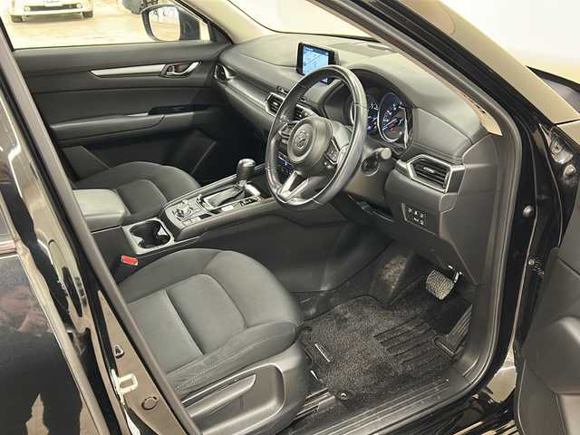 マツダ ＣＸ－５ 25S プロアクティブ 道東・釧路十勝 2017(平29)年 6.7万km ジェットブラックマイカ ４WD//エンジンスターター//ドライブレコーダー//純正メモリナビ//フルセグテレビ//バックカメラ//アイドリングストップ//クルーズコントロール//ドアバイザー//プッシュスタート//ETC//アラウンドビューモニター//夏タイヤ付き