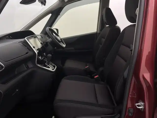 日産 セレナ ハイウェイスター 新潟県 2016(平28)年 3.8万km マルーンレッド プロパイロット/フリップダウンモニター/快適パック/セーフティーパックB/純正9インチナビ/　　CD/DVD/BD/BT/アラウンドビューモニター/レーダークルーズコントロール/オートライト/ほし純正15インチアルミホイール/デジタルインナーミラー/ステリングスイッチ/アイドリングストップ/スマートキー/ETC