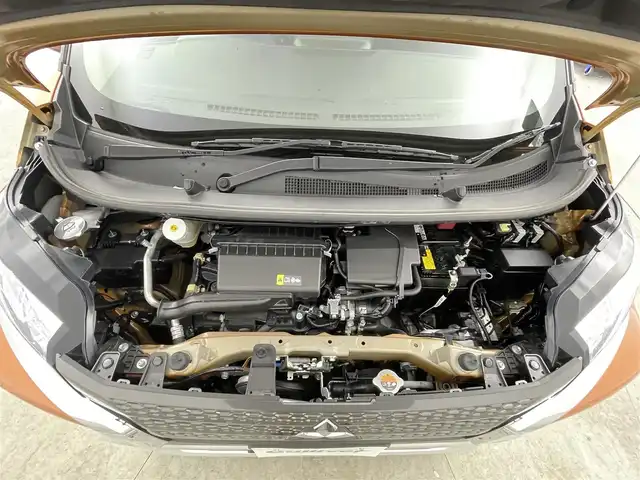 三菱 ｅＫクロス G プラスエディション 千葉県 2022(令4)年 1.4万km オレンジ 禁煙車　/純正７型ナビ　/フルセグＴＶ　ＢＴ　ＣＤ　ＤＶＤ　/全周囲カメラ　/衝突軽減システム　/車線逸脱警報　/先行車発進お知らせ　/標識検知　/ふらつき警報　/シートヒーター　/ＥＴＣ　/電格ミラー　/プッシュスタート/純正フロアマット/純正アルミホイール