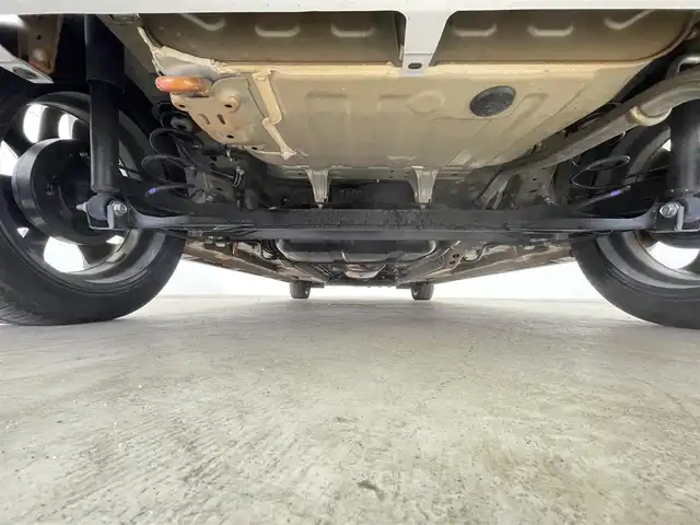 三菱 ｅＫクロス G プラスエディション 千葉県 2022(令4)年 1.4万km オレンジ 禁煙車　/純正７型ナビ　/フルセグＴＶ　ＢＴ　ＣＤ　ＤＶＤ　/全周囲カメラ　/衝突軽減システム　/車線逸脱警報　/先行車発進お知らせ　/標識検知　/ふらつき警報　/シートヒーター　/ＥＴＣ　/電格ミラー　/プッシュスタート/純正フロアマット/純正アルミホイール