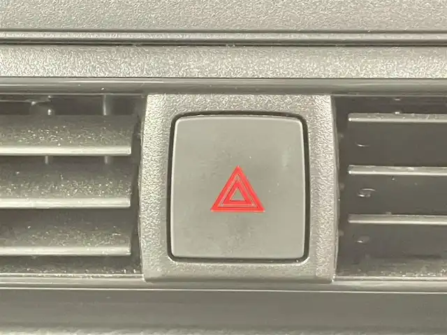 三菱 ｅＫクロス G プラスエディション 千葉県 2022(令4)年 1.4万km オレンジ 禁煙車　/純正７型ナビ　/フルセグＴＶ　ＢＴ　ＣＤ　ＤＶＤ　/全周囲カメラ　/衝突軽減システム　/車線逸脱警報　/先行車発進お知らせ　/標識検知　/ふらつき警報　/シートヒーター　/ＥＴＣ　/電格ミラー　/プッシュスタート/純正フロアマット/純正アルミホイール