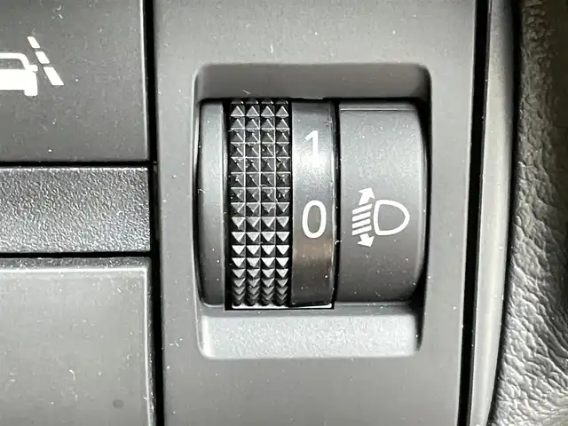 三菱 ｅＫクロス G プラスエディション 千葉県 2022(令4)年 1.4万km オレンジ 禁煙車　/純正７型ナビ　/フルセグＴＶ　ＢＴ　ＣＤ　ＤＶＤ　/全周囲カメラ　/衝突軽減システム　/車線逸脱警報　/先行車発進お知らせ　/標識検知　/ふらつき警報　/シートヒーター　/ＥＴＣ　/電格ミラー　/プッシュスタート/純正フロアマット/純正アルミホイール