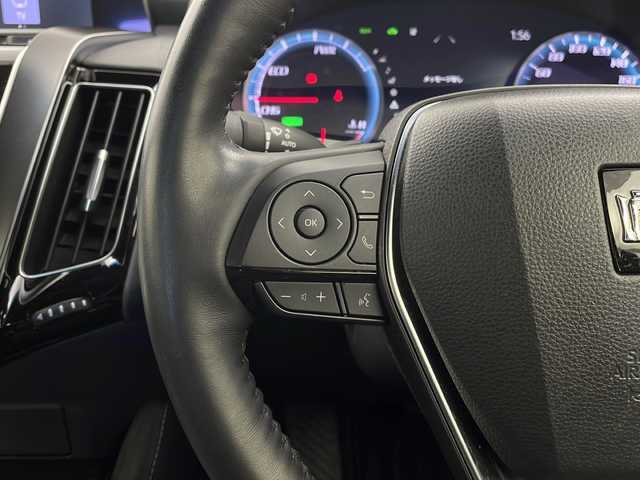 トヨタ クラウン ハイブリッド RS アドバンス 栃木県 2019(平31)年 3.1万km ホワイトパールクリスタルシャイン 純正ナビ/（BT/フルセグ/CD/DVD/AM/FM/ミラーリング）/衝突軽減システム/クリアランナソー/ブラインドスポットモニター/車線逸脱抑制機能/レーダークルーズコントロール/パーキングアシスト/横滑り防止/インテリルームミラー/全周囲カメラ/前席シートヒーター/前席パワーシート/ステアリングヒーター/MTモード付AT/前後ドライブレコーダー/ETC2.0/電動格納ミラー/純正アルミホイール/純正フロアマット/プッシュスタート/スマートキー/スペアキー