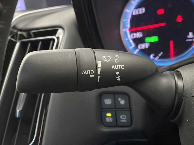 トヨタ クラウン ハイブリッド RS アドバンス 栃木県 2019(平31)年 3.1万km ホワイトパールクリスタルシャイン 純正ナビ/（BT/フルセグ/CD/DVD/AM/FM/ミラーリング）/衝突軽減システム/クリアランナソー/ブラインドスポットモニター/車線逸脱抑制機能/レーダークルーズコントロール/パーキングアシスト/横滑り防止/インテリルームミラー/全周囲カメラ/前席シートヒーター/前席パワーシート/ステアリングヒーター/MTモード付AT/前後ドライブレコーダー/ETC2.0/電動格納ミラー/純正アルミホイール/純正フロアマット/プッシュスタート/スマートキー/スペアキー