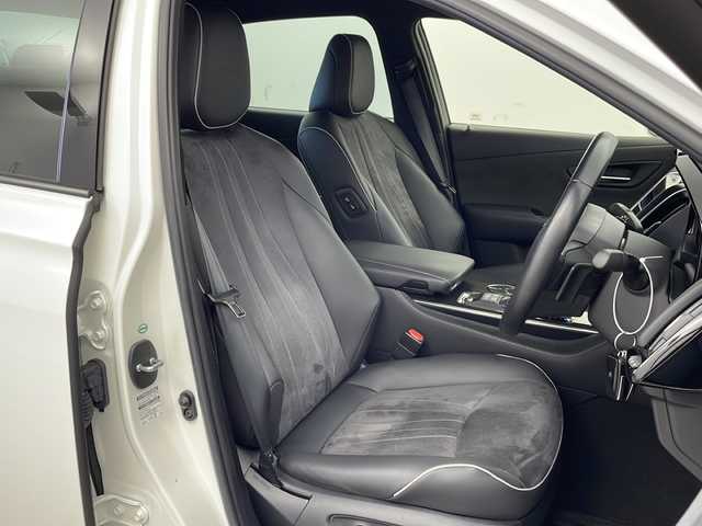 トヨタ クラウン ハイブリッド RS アドバンス 栃木県 2019(平31)年 3.1万km ホワイトパールクリスタルシャイン 純正ナビ/（BT/フルセグ/CD/DVD/AM/FM/ミラーリング）/衝突軽減システム/クリアランナソー/ブラインドスポットモニター/車線逸脱抑制機能/レーダークルーズコントロール/パーキングアシスト/横滑り防止/インテリルームミラー/全周囲カメラ/前席シートヒーター/前席パワーシート/ステアリングヒーター/MTモード付AT/前後ドライブレコーダー/ETC2.0/電動格納ミラー/純正アルミホイール/純正フロアマット/プッシュスタート/スマートキー/スペアキー