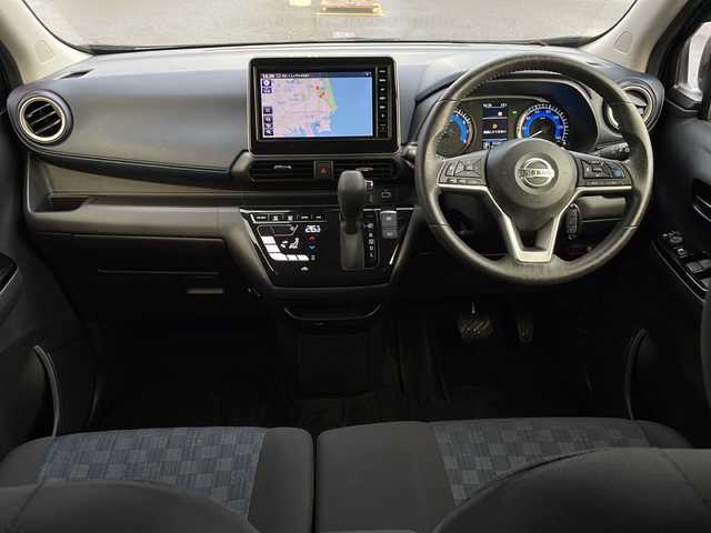 日産 デイズ HWS G ターボ プロパイロットED 山口県 2023(令5)年 2.7万km ブラック 純正9インチナビ【MM222D-L】/・フルセグテレビ/・Bluetooth/・USB入力端子/・SD/ETC/先進技術/・プロパイロット/・インテリジェントアラウンドビューモニター/・踏み間違い衝突防止アシスト/・インテリジェントFCW/・インテリジェントエマージェンシーブレーキ/・エマージェンシーストップシグナル/・SOSコール/・ハイビームアシスト/・インテリジェントオートライトシステム/・インテリジェントLI/・先行車発進お知らせ/・インテリジェントDA/・標識検知機能/・オートブレーキホールド/・電動パーキングブレーキ/・ヒルスタートアシスト/純正フロアマット/純正LEDヘッドライト/純正アルミホイール/スマートキー/スペアキー有/プッシュスタート/取扱説明書