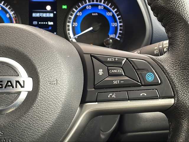 日産 デイズ HWS G ターボ プロパイロットED 山口県 2023(令5)年 2.7万km ブラック 純正9インチナビ【MM222D-L】/・フルセグテレビ/・Bluetooth/・USB入力端子/・SD/ETC/先進技術/・プロパイロット/・インテリジェントアラウンドビューモニター/・踏み間違い衝突防止アシスト/・インテリジェントFCW/・インテリジェントエマージェンシーブレーキ/・エマージェンシーストップシグナル/・SOSコール/・ハイビームアシスト/・インテリジェントオートライトシステム/・インテリジェントLI/・先行車発進お知らせ/・インテリジェントDA/・標識検知機能/・オートブレーキホールド/・電動パーキングブレーキ/・ヒルスタートアシスト/純正フロアマット/純正LEDヘッドライト/純正アルミホイール/スマートキー/スペアキー有/プッシュスタート/取扱説明書