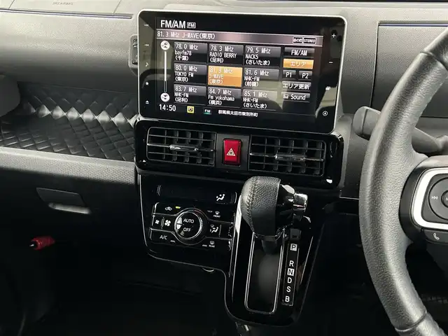 スバル シフォン カスタムRS スマートアシスト 群馬県 2019(令1)年 0.9万km ブラックマイカメタリック/シャイニングホワイトパール 純正ナビ（FM/AM/TV/BT/CD）/スマートアシスト/・衝突警報機能/・衝突回避支援ブレーキ機能/・ブレーキ制御付き誤発進抑制機能/・先行車発進お知らせ機能/・標識認証機能/・全車速追従機能付ACC/・レーンキープコントロール/・ハイビームアシスト/スマートパノラマパーキングアシスト/両側パワースライドドア/純正ドライブレコーダー/バックカメラ/スペアキー/横滑り防止装置/ETC/ステアリングスイッチ/革巻きステアリング/オートライト