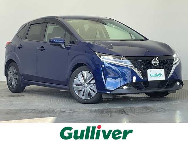 日産 ノート X 栃木県 2021(令3)年 2.2万km オーロラフレアブルーパール メモリーナビ/（CD/Bluetooth/USB/フルセグTV）/エマージェンシーブレーキ/コーナーセンサー/ビルトインETC/禁煙車/オートライト/LEDヘッドライト/横滑り防止装置/フォグランプ/スマートキー/プッシュスタート/ステアリングスイッチ/電動格納ミラー/純正フロアマット