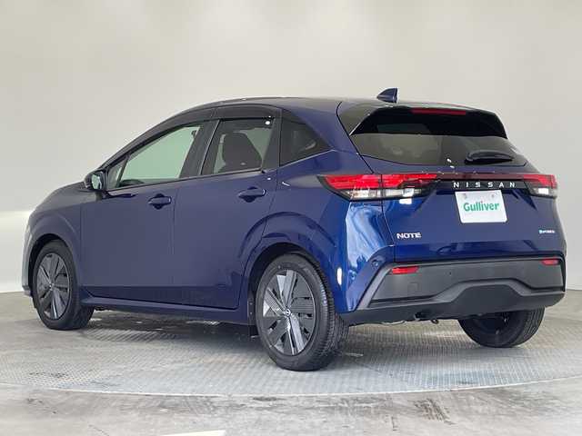 日産 ノート X 栃木県 2021(令3)年 2.2万km オーロラフレアブルーパール メモリーナビ/（CD/Bluetooth/USB/フルセグTV）/エマージェンシーブレーキ/コーナーセンサー/ビルトインETC/禁煙車/オートライト/LEDヘッドライト/横滑り防止装置/フォグランプ/スマートキー/プッシュスタート/ステアリングスイッチ/電動格納ミラー/純正フロアマット
