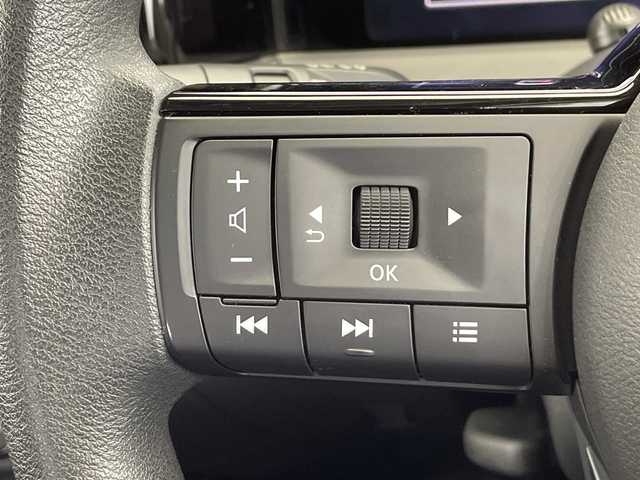日産 ノート X 栃木県 2021(令3)年 2.2万km オーロラフレアブルーパール メモリーナビ/（CD/Bluetooth/USB/フルセグTV）/エマージェンシーブレーキ/コーナーセンサー/ビルトインETC/禁煙車/オートライト/LEDヘッドライト/横滑り防止装置/フォグランプ/スマートキー/プッシュスタート/ステアリングスイッチ/電動格納ミラー/純正フロアマット