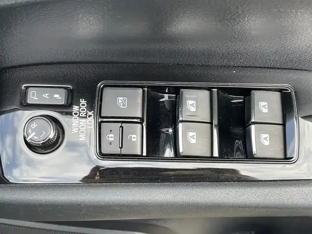 トヨタ ヴェルファイア Z 山口県 2015(平27)年 7.7万km バーニングブラッククリスタルシャインガラスフレーク 社外ナビ/CD/DVD/SD/HDMI/BT/ETC/フルセグTV/バックカメラ/コーナーセンサー/オートライト/オートホールド/フォグランプ/ムーンルーフ/ドアバイザー/片側イージークローザードア/衝突軽減ブレ―キ/電動格納ミラー/純正フロアマット