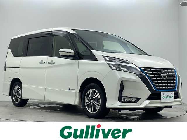 日産 セレナ e－パワー ハイウェイスター V 大阪府 2020(令2)年 3.7万km ブリリアントホワイトパール 純正10インチナビ/・フルセグTV/・Bluetooth/・CD/DVD/・USB接続/純正後席フリップダウンモニター/アラウンドビューモニター/セーフティパックA/パーキングアシスト/エマージェンシーブレーキ/ブラインドスポットモニター/レーダークルーズコントロール/セーフティシールド/車線逸脱警報/車線逸脱防止支援/後方車両検知警報/両側パワースライドドア/ハンズフリーパワースライドドア/ビルトインETC/スマートキー　/プッシュスタート