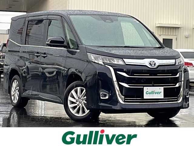 トヨタ ノア ハイブリッド 道北・旭川 2023(令5)年 1.7万km スパークリングブラックパールクリスタルシャイン /4WD//ワンオーナー//禁煙車//純正10/5型ディスプレイオーディオナビ機能付き /BT/CD/DVD/USB/HDMI/フルセグ//トヨタチームメイト//LDA//BSM//PCS//PDA//クリアランスソナー//RCTA//RCD//PKSB//SEA//RSA//LCA//ACC//FCTA//AdvanceDrive//PSD//発進遅れ告知//革巻きステアリング//ステアリングスイッチ//ハーフレザーシート//前席シートヒーター//全方位カメラ//オートライト//LEDヘッドライト//オートマチックハイビーム//フォグランプ//360度ドライブレコーダー//AC１５００W//ETC//サンシェード//ドアバイザー//ヘットライトレベライザー//社外AW冬タイヤ積み込み//純正フロアマット