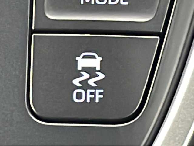 トヨタ ノア ハイブリッド 道北・旭川 2023(令5)年 1.7万km スパークリングブラックパールクリスタルシャイン /4WD//ワンオーナー//禁煙車//純正10/5型ディスプレイオーディオナビ機能付き /BT/CD/DVD/USB/HDMI/フルセグ//トヨタチームメイト//LDA//BSM//PCS//PDA//クリアランスソナー//RCTA//RCD//PKSB//SEA//RSA//LCA//ACC//FCTA//AdvanceDrive//PSD//発進遅れ告知//革巻きステアリング//ステアリングスイッチ//ハーフレザーシート//前席シートヒーター//全方位カメラ//オートライト//LEDヘッドライト//オートマチックハイビーム//フォグランプ//360度ドライブレコーダー//AC１５００W//ETC//サンシェード//ドアバイザー//ヘットライトレベライザー//社外AW冬タイヤ積み込み//純正フロアマット