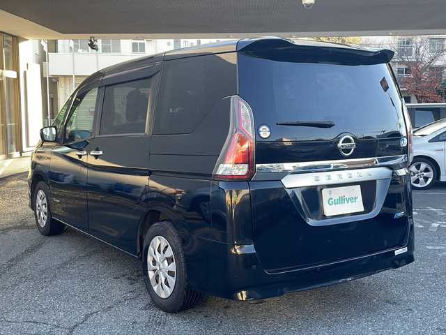 日産 セレナ X Vセレクション 兵庫県 2018(平30)年 6.4万km ダイヤモンドブラック ワンオーナー/保証書・取説・有/純正メモリーナビ・フルセグ・BT・CD・DVD・FM・AM/バックカメラ/全周囲カメラ/ETC/前方ドライブレコーダー/プロパイロット/追尾機能付きクルーズコントロール/車線逸脱防止支援システム/衝突被害軽減ブレーキ/パーキングサポート/クリアランスソナー/ロードサインアシスト/ブレーキホールド/電動パーキングブレーキ/両側パワースライドドア/アイドリングストップ/プッシュスタート/スマートキー×1/純正フロアマット/純正バイザー