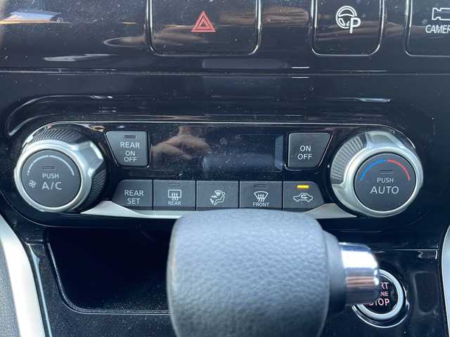 日産 セレナ X Vセレクション 兵庫県 2018(平30)年 6.4万km ダイヤモンドブラック ワンオーナー/保証書・取説・有/純正メモリーナビ・フルセグ・BT・CD・DVD・FM・AM/バックカメラ/全周囲カメラ/ETC/前方ドライブレコーダー/プロパイロット/追尾機能付きクルーズコントロール/車線逸脱防止支援システム/衝突被害軽減ブレーキ/パーキングサポート/クリアランスソナー/ロードサインアシスト/ブレーキホールド/電動パーキングブレーキ/両側パワースライドドア/アイドリングストップ/プッシュスタート/スマートキー×1/純正フロアマット/純正バイザー