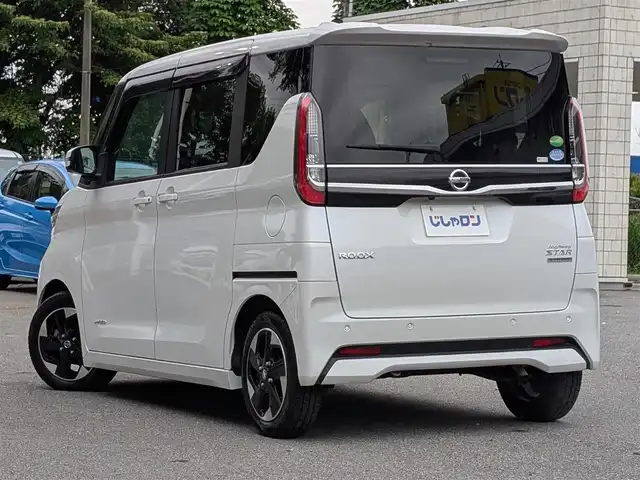 日産 ルークス ハイウェイスター X 栃木県 2020(令2)年 9.4万km ホワイトパール (株)IDOMが運営する【じしゃロン宇都宮店】の自社ローン対象車両になります。こちらは現金またはオートローンご利用時の価格です。自社ローンご希望の方は別途その旨お申付け下さい/純正ナビ/CD/TV/BT/AM/FM/エマージェンシーブレーキ/アラウンドビューモニター/パワースライドドア/コーナーセンサー/ドライブレコーダー/先行車発進お知らせ/スマートキー/プッシュスタート/純正15インチAW/ドアミラーウインカー/ドアバイザー/ヘッドライトレベライザー