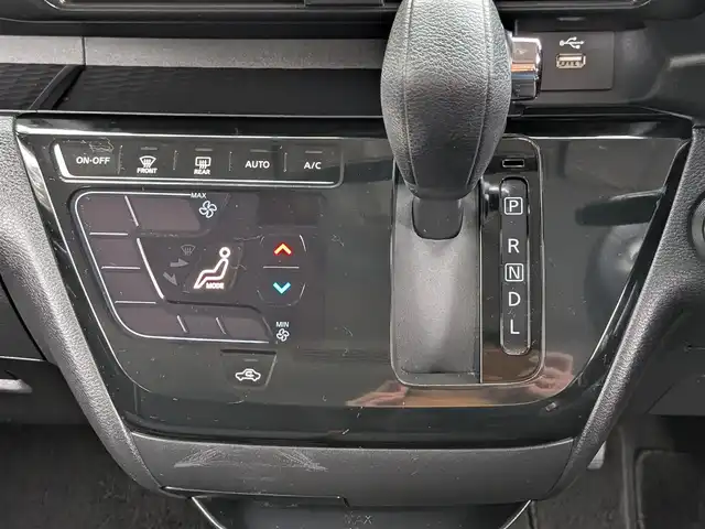 日産 ルークス ハイウェイスター X 栃木県 2020(令2)年 9.4万km ホワイトパール (株)IDOMが運営する【じしゃロン宇都宮店】の自社ローン対象車両になります。こちらは現金またはオートローンご利用時の価格です。自社ローンご希望の方は別途その旨お申付け下さい/純正ナビ/CD/TV/BT/AM/FM/エマージェンシーブレーキ/アラウンドビューモニター/パワースライドドア/コーナーセンサー/ドライブレコーダー/先行車発進お知らせ/スマートキー/プッシュスタート/純正15インチAW/ドアミラーウインカー/ドアバイザー/ヘッドライトレベライザー