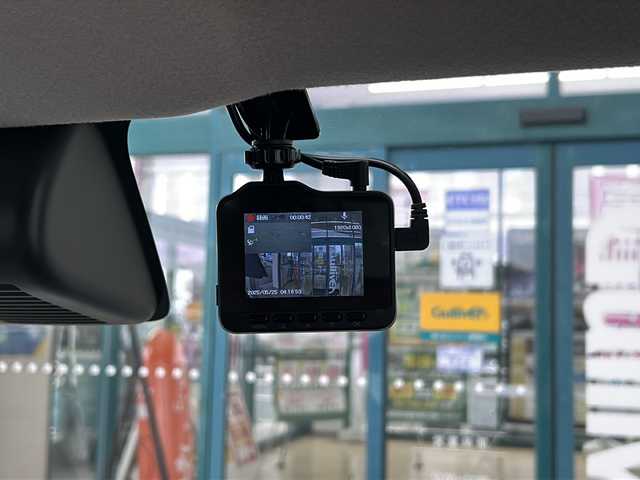 日産 ルークス X 愛知県 2022(令4)年 1.2万km セレニティゴールドPM/シルキーホワイト 登録時11148km/ワンオーナー/全周囲モニター/純正ナビＴＶ/Bluetooth　フルセグ/パワースライドドア/ドライブレコーダー/純正フロアマット/全席シートヒーター/クリアランスソナー/衝突被害軽減ブレーキ/電動格納ミラー/ミラーウインカー/保証書/取扱説明書/スマートキー×2