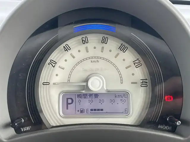 スズキ ラパン X 滋賀県 2017(平29)年 5.5万km フレンチミントパールメタリック 純正ナビ/(Bluetooth/フルセグ/CD/DVD)/衝突軽減ブレーキ/アラウンドビューモニター/アイドリングストップ/D席シートヒーター/ビルトインETC/ドアバイザー/純正ドライブレコーダー/スペアキー/USB