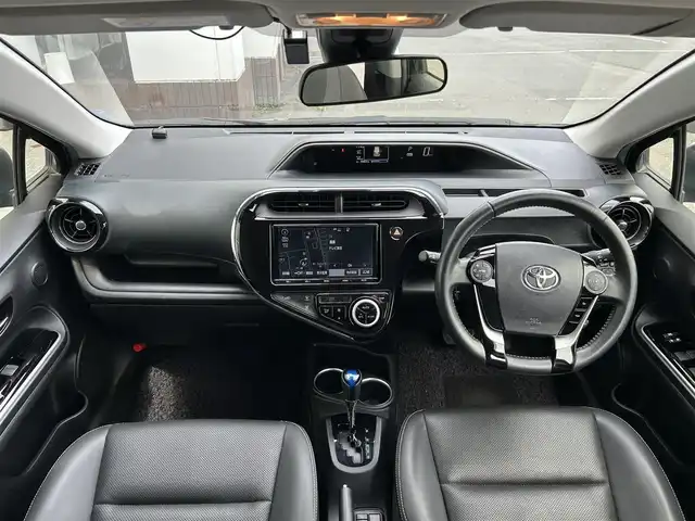 トヨタ アクア G ブラックソフトレザーセレ 静岡県 2018(平30)年 7.1万km ブラックマイカ トヨタセーフティセンス/純正９型ＳＤナビ/フルセグＴＶ/ＤＶＤ再生/ドラレコ/ビルトインＥＴＣ２．０/クルーズコントロール/合皮シート/シートヒーター/寒冷地仕様/ＬＥＤヘッドライト/フォグランプ/オートハイビーム/スペアタイヤ/純正１５ＡＷ