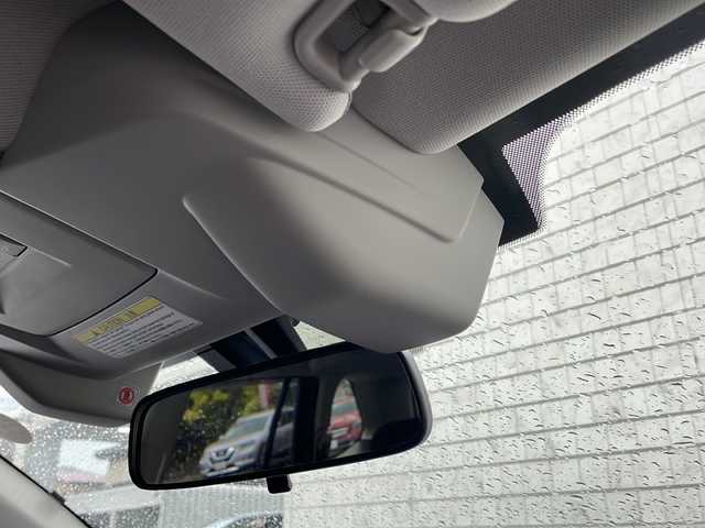 スバル レガシィ ツーリングワゴン 2．5iアイサイト 秋田県 2013(平25)年 6万km アイスシルバーメタリック 社外メモリナビ/・フルセグTV/USB/Bluetooth/・SD/CD/DVD/バックカメラ/アイサイト/前席パワーシート/アイドリングストップ/HIDヘッドライト/純正17インチAW/プッシュスタート