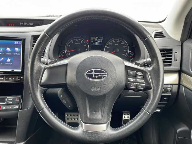 スバル レガシィ ツーリングワゴン 2．5iアイサイト 秋田県 2013(平25)年 6万km アイスシルバーメタリック 社外メモリナビ/・フルセグTV/USB/Bluetooth/・SD/CD/DVD/バックカメラ/アイサイト/前席パワーシート/アイドリングストップ/HIDヘッドライト/純正17インチAW/プッシュスタート