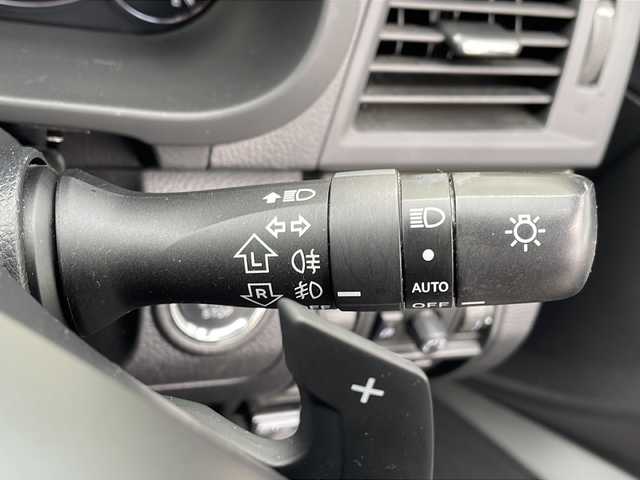 スバル レガシィ ツーリングワゴン 2．5iアイサイト 秋田県 2013(平25)年 6万km アイスシルバーメタリック 社外メモリナビ/・フルセグTV/USB/Bluetooth/・SD/CD/DVD/バックカメラ/アイサイト/前席パワーシート/アイドリングストップ/HIDヘッドライト/純正17インチAW/プッシュスタート