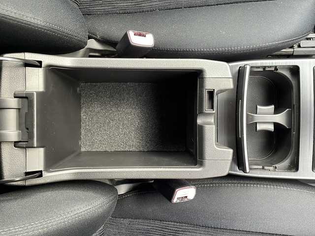 スバル レガシィ ツーリングワゴン 2．5iアイサイト 秋田県 2013(平25)年 6万km アイスシルバーメタリック 社外メモリナビ/・フルセグTV/USB/Bluetooth/・SD/CD/DVD/バックカメラ/アイサイト/前席パワーシート/アイドリングストップ/HIDヘッドライト/純正17インチAW/プッシュスタート