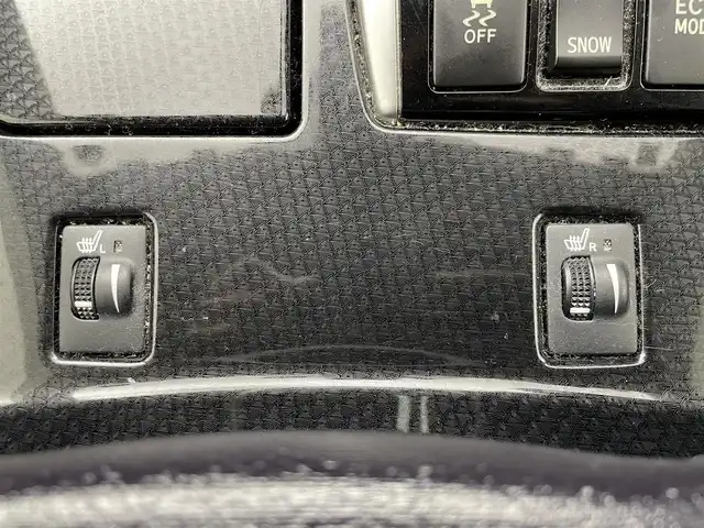 トヨタ マークＸ 250RDS 群馬県 2017(平29)年 6.5万km プレシャスブラックパール クリアランスソナー/＝＝＝＝＝＝/純正７インチナビ/・AM/FM/Bluetooth/フルセグTV/CD/DVD/SD/＝＝＝＝＝＝/純正７インチナビ　ＭＴモード付ＡＴ　クリアランスソナー　レーンキープアシスト　バックカメラ　プリクラッシュセーフティ　ハーフレザーシート　シートヒーター　オートマチックハイビーム　純正ＥＴＣ　禁煙車