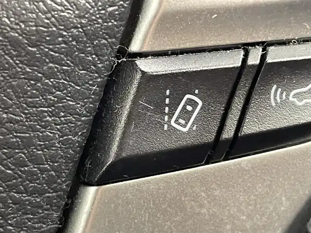 トヨタ マークＸ 250RDS 群馬県 2017(平29)年 6.5万km プレシャスブラックパール クリアランスソナー/＝＝＝＝＝＝/純正７インチナビ/・AM/FM/Bluetooth/フルセグTV/CD/DVD/SD/＝＝＝＝＝＝/純正７インチナビ　ＭＴモード付ＡＴ　クリアランスソナー　レーンキープアシスト　バックカメラ　プリクラッシュセーフティ　ハーフレザーシート　シートヒーター　オートマチックハイビーム　純正ＥＴＣ　禁煙車