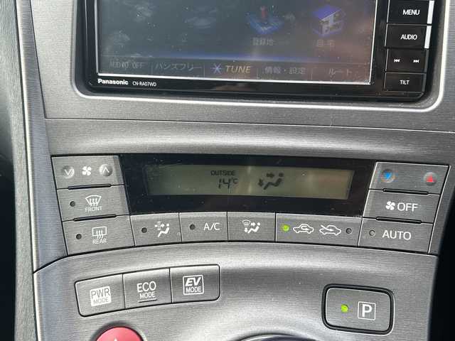 トヨタ プリウス S 愛媛県 2012(平24)年 11.2万km レッドマイカメタリック 純正ナビ/Bluetooth/CD/DVD/フルセグ/スマートキー/スペアキー/プッシュスタート/ドライブレコーダー前後/オートライト/純正フロアマット/保証書/取扱説明書