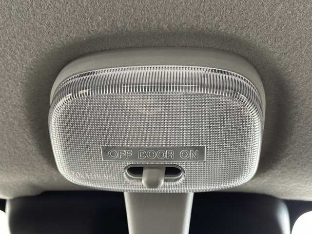 スズキ アルト S 愛媛県 2019(令1)年 1.9万km アーバンブラウンパールメタリック 走行距離18568キロ/コーナーセンサー/レーンキープアシスト/純正オーディオ/オートライト/アイドリングストップ/シートヒーター/リモコンキー/純正フロアマット