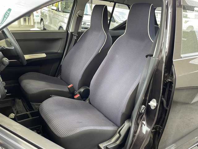 スズキ アルト S 愛媛県 2019(令1)年 1.9万km アーバンブラウンパールメタリック 走行距離18568キロ/コーナーセンサー/レーンキープアシスト/純正オーディオ/オートライト/アイドリングストップ/シートヒーター/リモコンキー/純正フロアマット