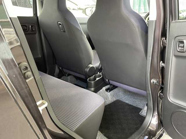 スズキ アルト S 愛媛県 2019(令1)年 1.9万km アーバンブラウンパールメタリック 走行距離18568キロ/コーナーセンサー/レーンキープアシスト/純正オーディオ/オートライト/アイドリングストップ/シートヒーター/リモコンキー/純正フロアマット