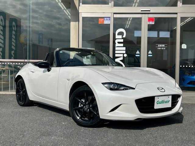 マツダ ロードスター S 埼玉県 2024(令6)年 1.8万km スノーフレイクホワイトパールマイカ 純正ディスプレイオーディオ/Bluetooth/AppleCarPlay/バックカメラ/i-ACTIVSENSE/ブラインドスポットモニター/ドライブレコーダー/LEDヘッドライト/プッシュスタート/リモコンキー/ETC/保証書/取扱説明書/スペアキー