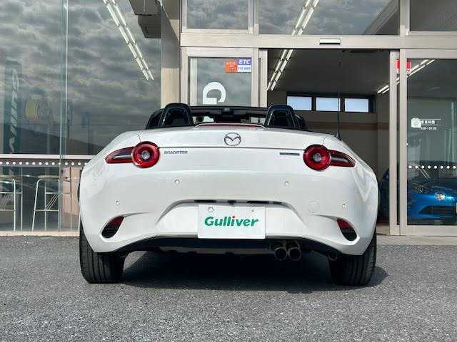 マツダ ロードスター S 埼玉県 2024(令6)年 1.8万km スノーフレイクホワイトパールマイカ 純正ディスプレイオーディオ/Bluetooth/AppleCarPlay/バックカメラ/i-ACTIVSENSE/ブラインドスポットモニター/ドライブレコーダー/LEDヘッドライト/プッシュスタート/リモコンキー/ETC/保証書/取扱説明書/スペアキー