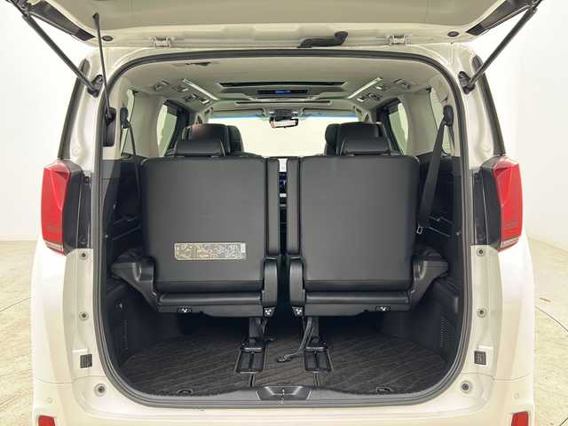 トヨタ アルファード S Cパッケージ 宮城県 2019(平31)年 3.5万km ホワイトパールクリスタルシャイン ツインムーンルーフ/トヨタセーフティーセンス/・プリクラッシュセーフティーシステム/・アダプティブハイビームシステム/・レーントレーシングアシスト/・ロードサインアシスト/・レーダークルーズコントロール/・クリアランスソナー/ブラインドスポットモニター/ALPINE製フリップダウンモニター/デジタルインナーミラー/前席シートヒーター/前席シートベンチレーション/前席パワーシート/シートメモリー/ALPINE製11インチナビ/（BT.CD.DVD.AM.FM.SD）/バックカメラ/フルセグテレビ/両側パワースライドドア/電動リアゲート/電動パーキングブレーキ/AUTOHOLD/ETC/ステアリングヒーター/ウッドコンビステアリング/ステアリングスイッチ/プッシュスタート/スマートキー/合皮シート/3列シート/オットマン/ロールサンシェード/社外フロアマット/純正ドアバイザー/純正18インチアルミホイール/3眼LEDヘッドライト/LEDフォグランプ/nanoeエアコン/横滑り防止機能