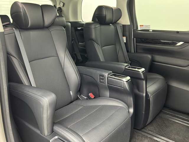 トヨタ アルファード S Cパッケージ 宮城県 2019(平31)年 3.5万km ホワイトパールクリスタルシャイン ツインムーンルーフ/トヨタセーフティーセンス/・プリクラッシュセーフティーシステム/・アダプティブハイビームシステム/・レーントレーシングアシスト/・ロードサインアシスト/・レーダークルーズコントロール/・クリアランスソナー/ブラインドスポットモニター/ALPINE製フリップダウンモニター/デジタルインナーミラー/前席シートヒーター/前席シートベンチレーション/前席パワーシート/シートメモリー/ALPINE製11インチナビ/（BT.CD.DVD.AM.FM.SD）/バックカメラ/フルセグテレビ/両側パワースライドドア/電動リアゲート/電動パーキングブレーキ/AUTOHOLD/ETC/ステアリングヒーター/ウッドコンビステアリング/ステアリングスイッチ/プッシュスタート/スマートキー/合皮シート/3列シート/オットマン/ロールサンシェード/社外フロアマット/純正ドアバイザー/純正18インチアルミホイール/3眼LEDヘッドライト/LEDフォグランプ/nanoeエアコン/横滑り防止機能