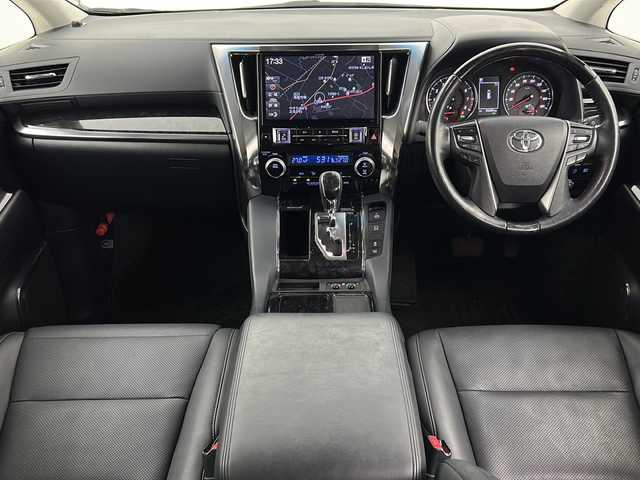 トヨタ アルファード S Cパッケージ 宮城県 2019(平31)年 3.5万km ホワイトパールクリスタルシャイン ツインムーンルーフ/トヨタセーフティーセンス/・プリクラッシュセーフティーシステム/・アダプティブハイビームシステム/・レーントレーシングアシスト/・ロードサインアシスト/・レーダークルーズコントロール/・クリアランスソナー/ブラインドスポットモニター/ALPINE製フリップダウンモニター/デジタルインナーミラー/前席シートヒーター/前席シートベンチレーション/前席パワーシート/シートメモリー/ALPINE製11インチナビ/（BT.CD.DVD.AM.FM.SD）/バックカメラ/フルセグテレビ/両側パワースライドドア/電動リアゲート/電動パーキングブレーキ/AUTOHOLD/ETC/ステアリングヒーター/ウッドコンビステアリング/ステアリングスイッチ/プッシュスタート/スマートキー/合皮シート/3列シート/オットマン/ロールサンシェード/社外フロアマット/純正ドアバイザー/純正18インチアルミホイール/3眼LEDヘッドライト/LEDフォグランプ/nanoeエアコン/横滑り防止機能