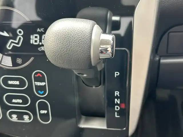 三菱 ｅＫカスタム T　セーフティPKG 熊本県 2018(平30)年 4万km アメジストブラック ワンオーナー/純正ナビ/・AM/FM/CD/DVD/SD/iPod/USB/AUX/BT/・フルセグTV/社外ドライブレコーダー/・前方/車内/横滑り防止機能/レーンキープアシスト/衝突被害軽減システム/オートマチックハイビーム/クルーズコントロール/前後コーナーセンサー/アイドリングストップ/全周囲カメラ/・バック/サイド/ETC/オートライト/・フォグランプ/・HIDライト/革巻きステアリング/・ステアリングリモコン/D席シートヒーター/電動格納ミラー/・ウィンカーミラー/ドアバイザー/純正フロアマット/純正アルミホイール/スマートキー