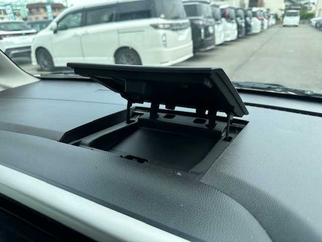 日産 デイズ ルークス ハイウェイスターX 大阪府 2020(令2)年 1.8万km ホワイトパール ナビ　/フルセグ　/Ｂｌｕｅｔｏｏｔｈ　/全方位カメラ　/パワースライドドア　/ドライブレコーダー　/ＬＥＤヘッドライト　/オートハイビーム　/革巻きハンドル　/フロアーマット　/サイドバイザー　/ＥＴＣ