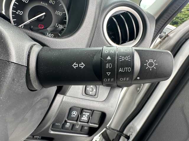 日産 デイズ ルークス ハイウェイスターX 大阪府 2020(令2)年 1.8万km ホワイトパール ナビ　/フルセグ　/Ｂｌｕｅｔｏｏｔｈ　/全方位カメラ　/パワースライドドア　/ドライブレコーダー　/ＬＥＤヘッドライト　/オートハイビーム　/革巻きハンドル　/フロアーマット　/サイドバイザー　/ＥＴＣ