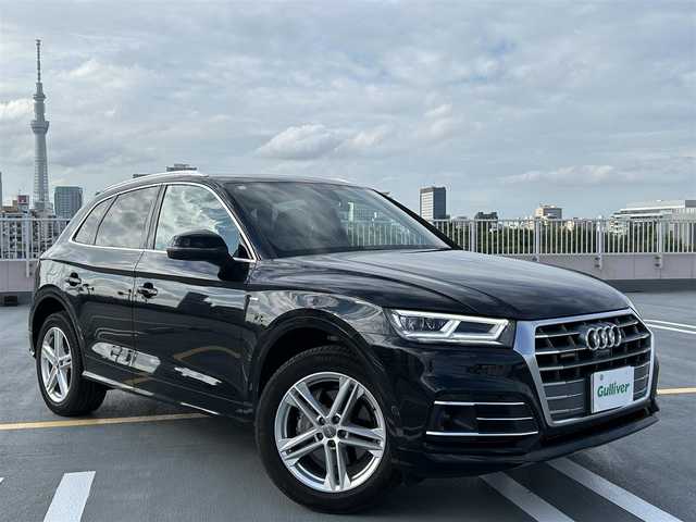 アウディ Ｑ５ 40TDIクワトロ スポーツ 東京都 2020(令2)年 2.1万km 黒 ディーラー車/ディーゼル車/4WD/純正ナビ（CD/DVD/BT/地デジTV/WIFI/)/バックカメラ・全周囲/ハーフレザーシート/シートヒーター・ヒーテッドミラー/BANG&OLUFSENスピーカー/クルーズコントロール/パワーバックドア/ルーフレーム/ドライブレコーダー/純正１９インチアルミ/ステアリングスイッチ/パドルシフト/アイドリングストップ/純正マット/保証書・取説