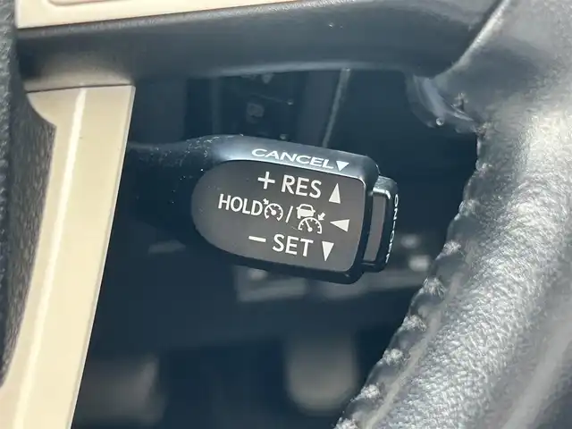 トヨタ プリウス ＰＨＶ A 群馬県 2017(平29)年 6.3万km スピリテッドアクアメタリック TRDエアロ/TRD17インチAW/純正11.6インチメモリナビ/　　【BT フルセグ USB AUX】/バックカメラ/トヨタセーフティセンス/ ・レーダークルーズコントロール/ ・プリクラッシュセーフティ / ・レーンディパーチャーアラート/ ・アダプティブハイビーム/LEDオートヘッドライト/白レザー調シートカバー/ドライブレコーダー/アイドリングストップ/コーナーセンサー/ステアリングスイッチ/電動格納ウィンカーミラー/フォグランプ/スマートキー/ETC