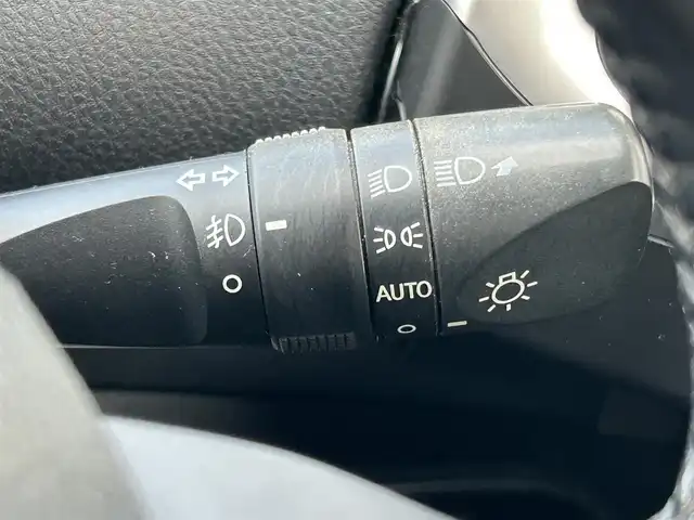 トヨタ プリウス ＰＨＶ A 群馬県 2017(平29)年 6.3万km スピリテッドアクアメタリック TRDエアロ/TRD17インチAW/純正11.6インチメモリナビ/　　【BT フルセグ USB AUX】/バックカメラ/トヨタセーフティセンス/ ・レーダークルーズコントロール/ ・プリクラッシュセーフティ / ・レーンディパーチャーアラート/ ・アダプティブハイビーム/LEDオートヘッドライト/白レザー調シートカバー/ドライブレコーダー/アイドリングストップ/コーナーセンサー/ステアリングスイッチ/電動格納ウィンカーミラー/フォグランプ/スマートキー/ETC